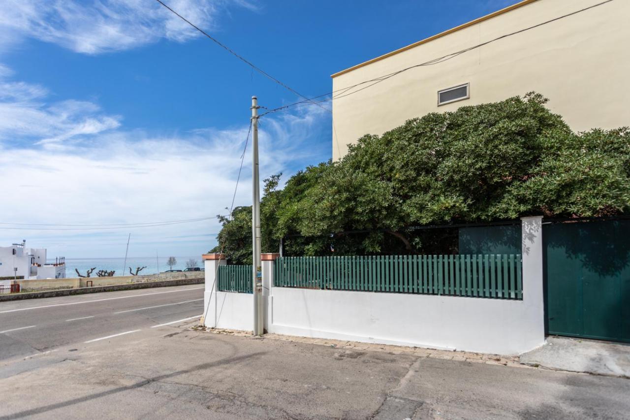 Villetta Bianca Sulla Spiaggia - Apulia Home Gallipoli Zewnętrze zdjęcie